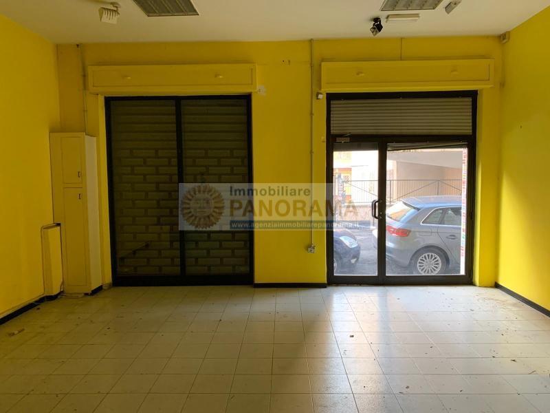 Negozio - Loc.Com. ROMA vendita  PORTUENSE (SUBURBI DELLA XV MUN.) via Vestri Agenzia Immobiliare Panorama