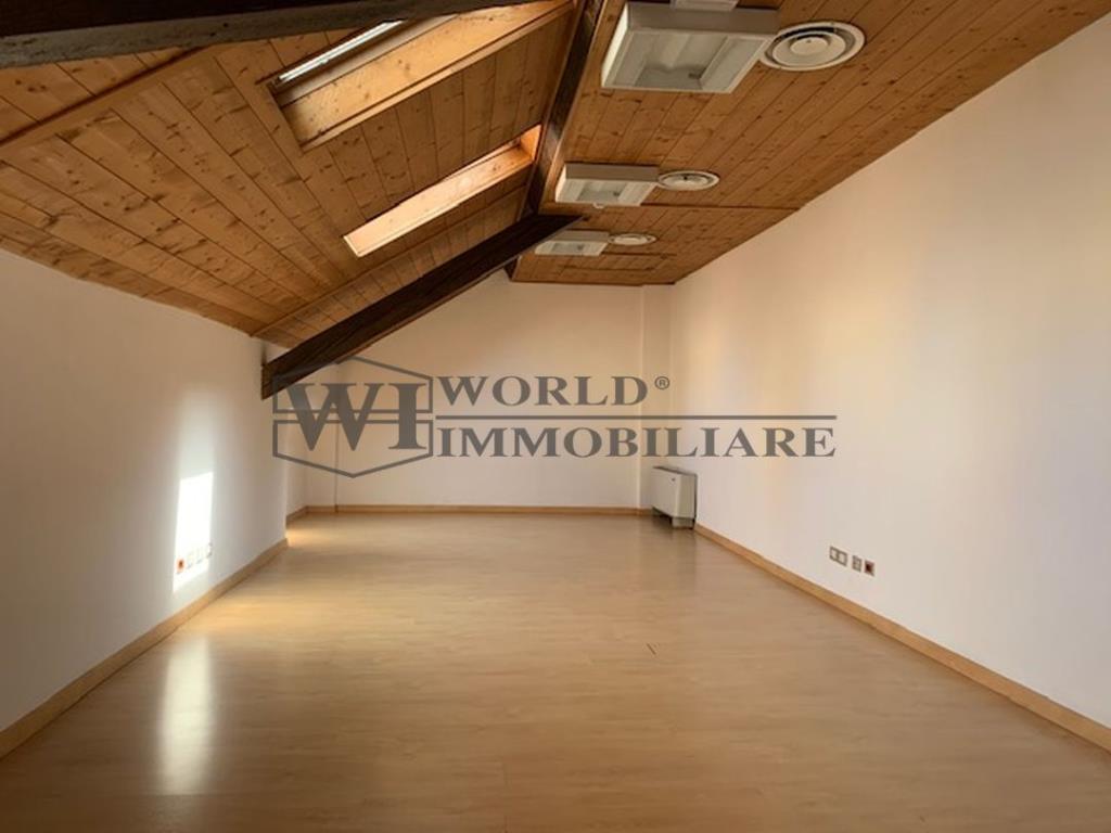 Ufficio - Loc.Com. MILANO affitto  LORETO Via Natale Battaglia WORLD IMMOBILIARE SRL