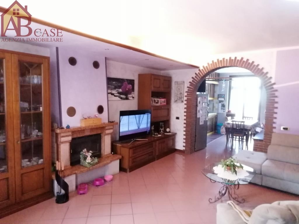 Villa Unifamiliare - Indipendente PARONA vendita    Acquaotta Basilia Maria