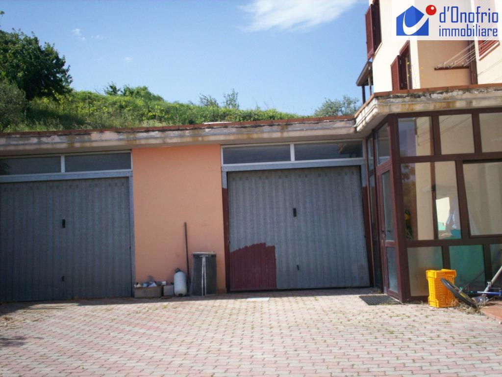 Villa MIRABELLO SANNITICO vendita   VICO SAN ROCCO STUDIO IMMOBILIARE  d