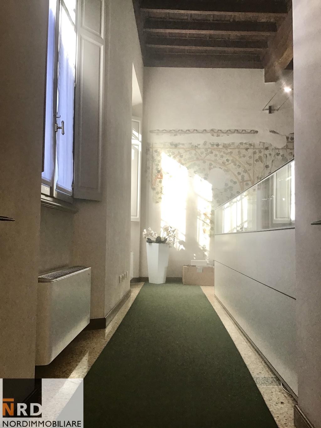 Ufficio - Loc.Com. MANTOVA affitto   via nievo Nordimmobiliare Mantova Sas