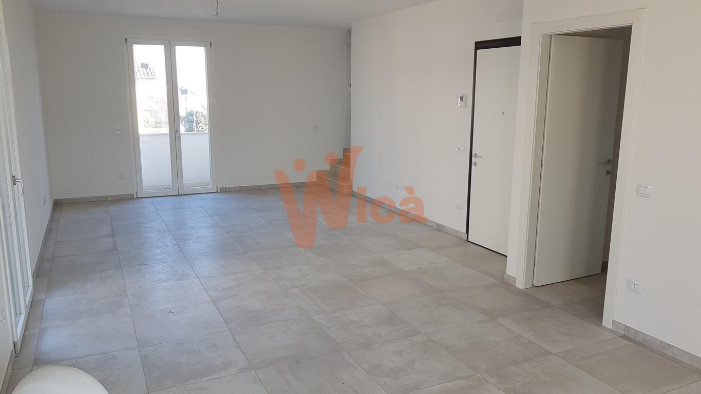 Appartamento LONGIANO vendita    Giampaolo Magnani srl
