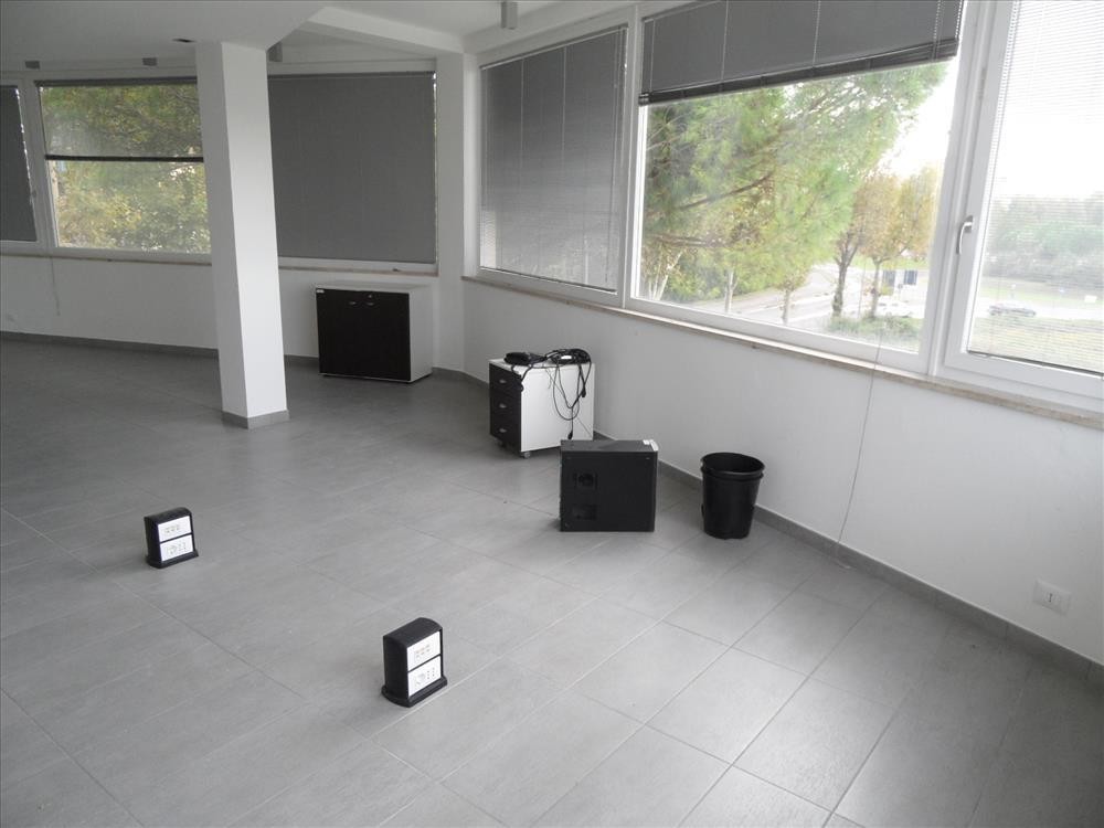 Ufficio - Loc.Com. RAVENNA affitto    STUDIO EFFE di FABBRI PIERLUIGI e C. s.a.s.