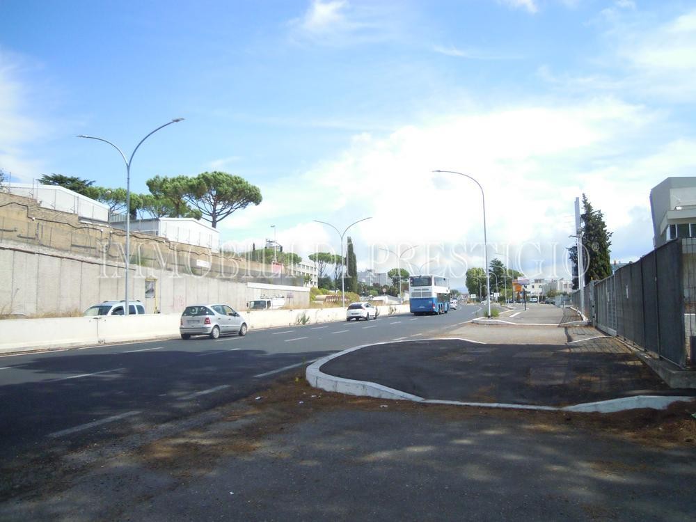 Capannone Commerciale ROMA vendita  TIBURTINO (III MUN.) Via Tiburtina IMMOBILI DI PRESTIGIO SRL
