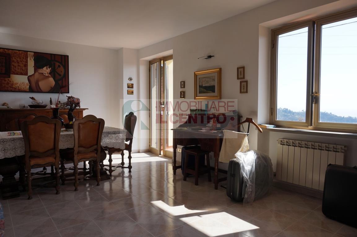 Villa Bifamiliare FOSDINOVO vendita    IL CENTRO IMMOBILIARE snc di Stefano Santi