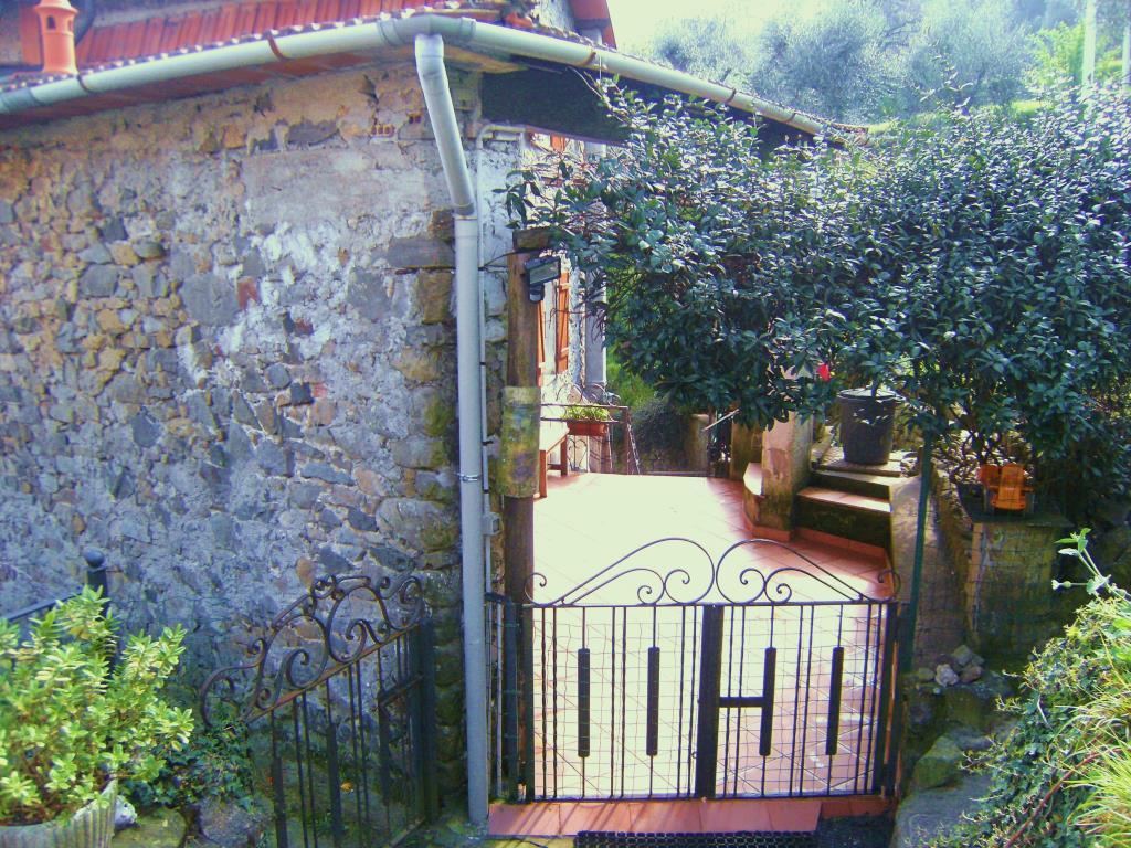 Villa Semi Indipendente FOLLO vendita    GENERALE FONDIARIA IMMOBILI - Ceparana