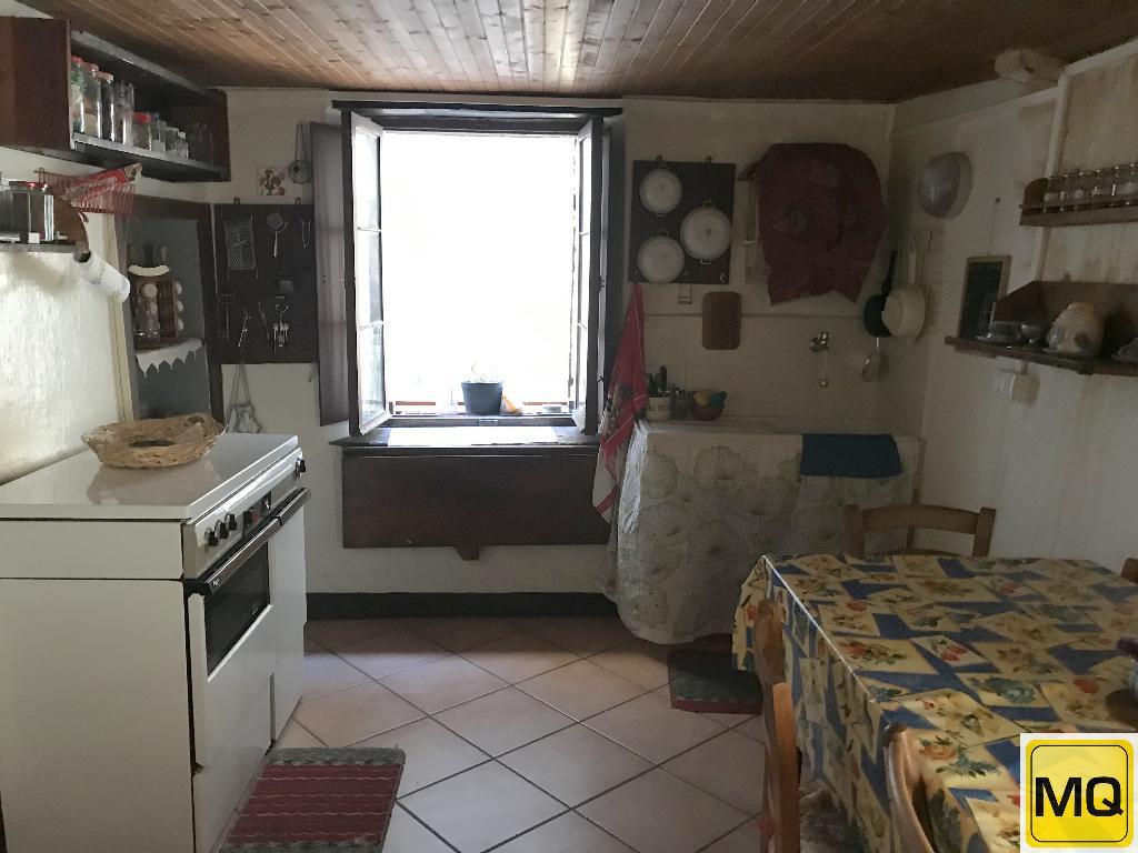 Villa Unifamiliare - Indipendente CASARGO vendita   Via A. Volta Agenzia Immobiliare Metroquadro