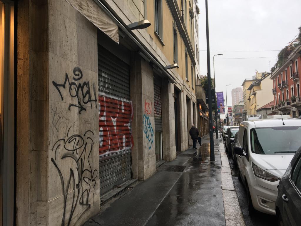 Negozio - Loc.Com. MILANO affitto   Via Carlo Tenca DMV Real Estate