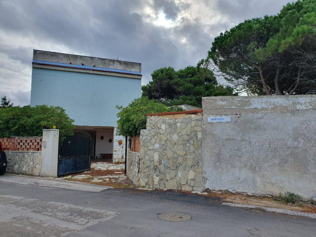 Villa CINISI vendita   Via Pireineto Punto Casa di Claudio Costantino