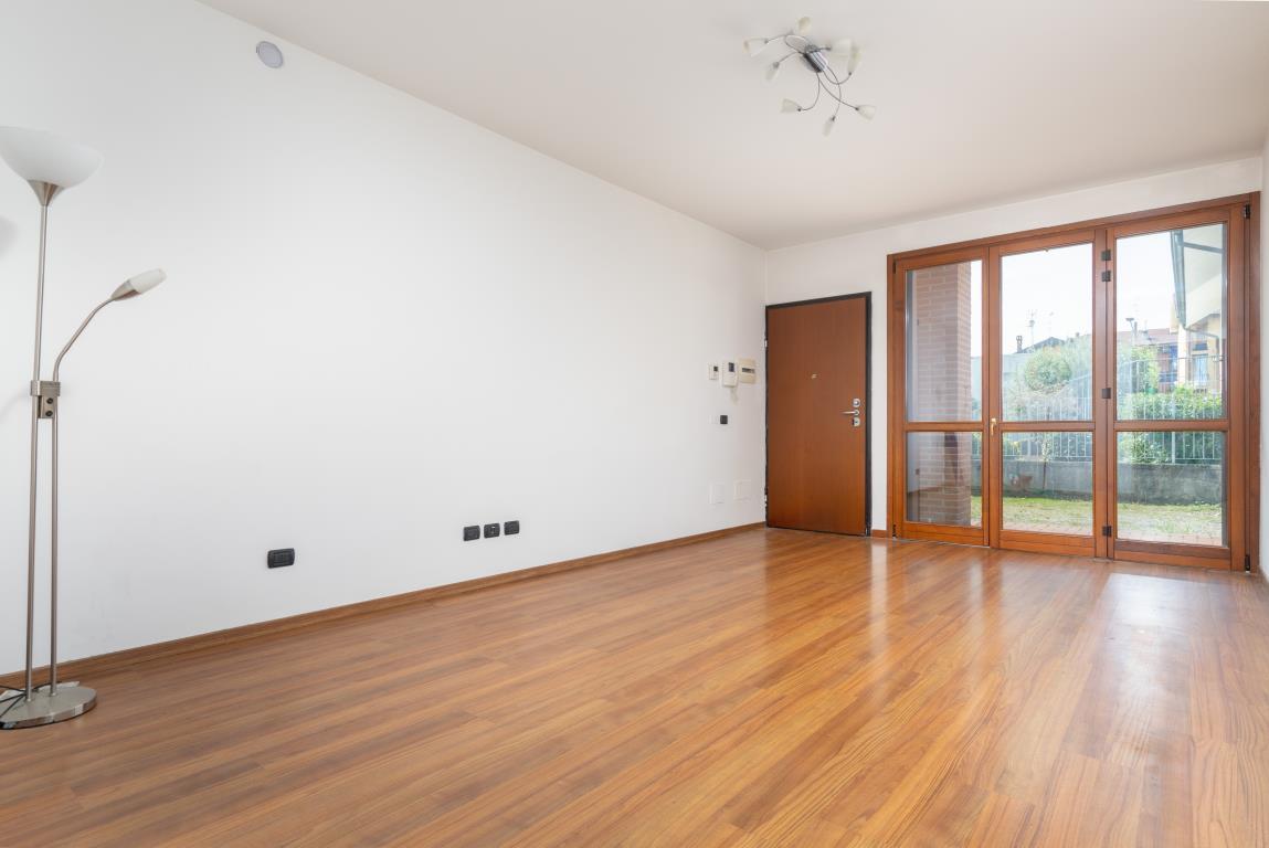 Appartamento CISLIANO vendita   Via Montello Studio Immobiliare Ranzani