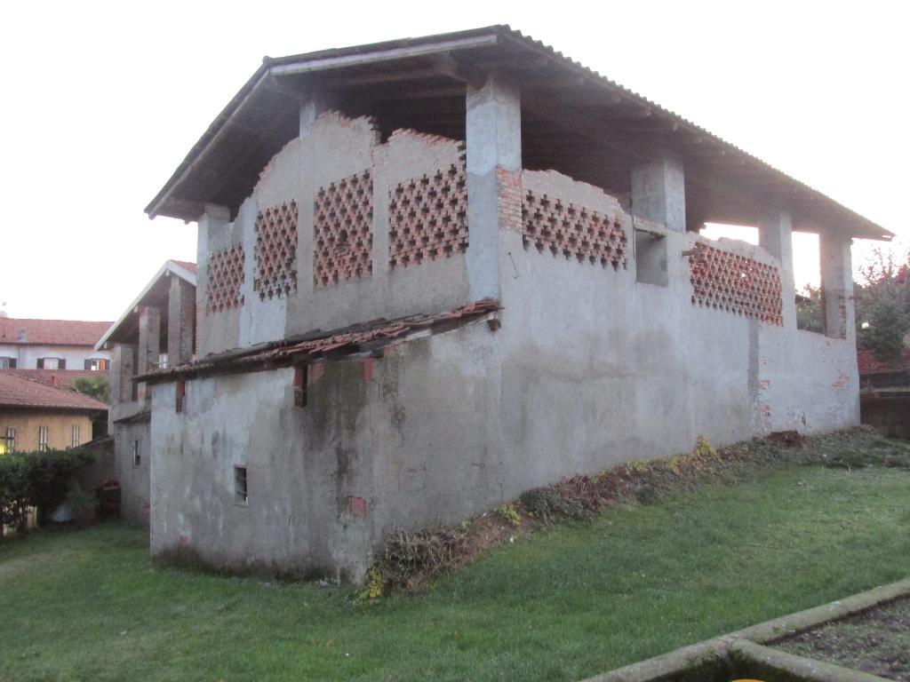 Rustico - Cascina CASNATE CON BERNATE vendita    Immobilfin s.a.s.