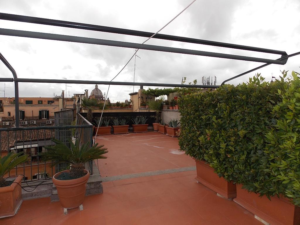 Affittasi Attico/Loft nel centro storico di Roma