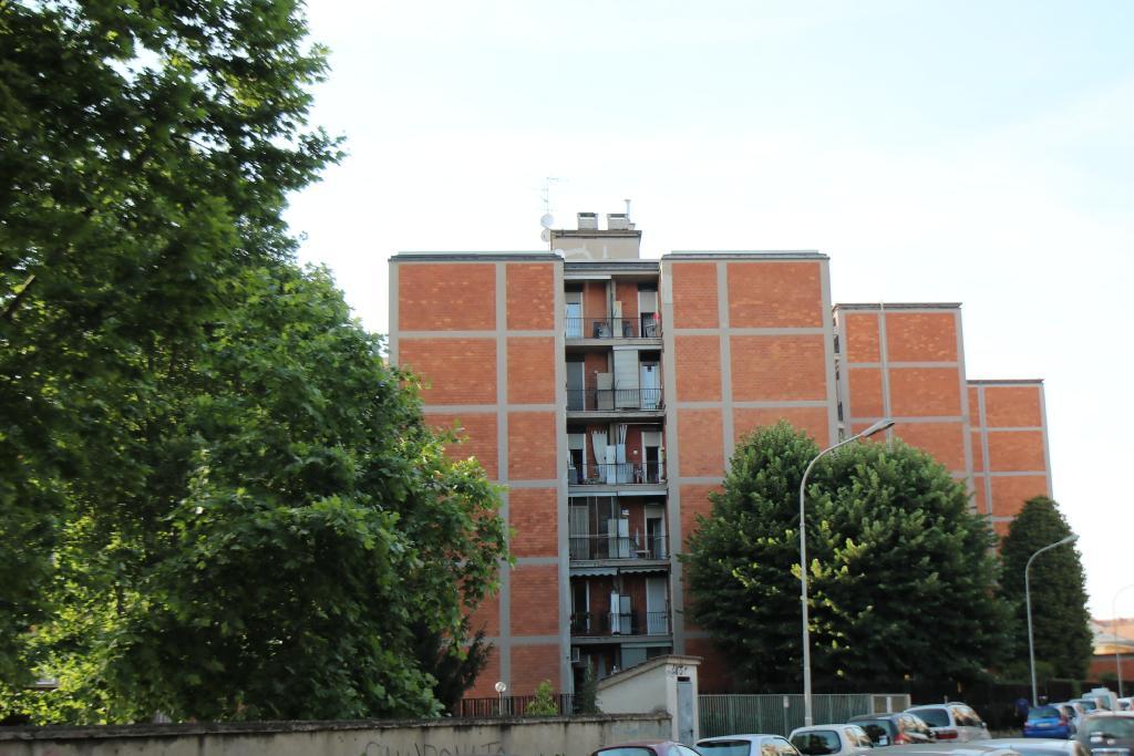  monza vendita quart: amati bassi-immobiliare