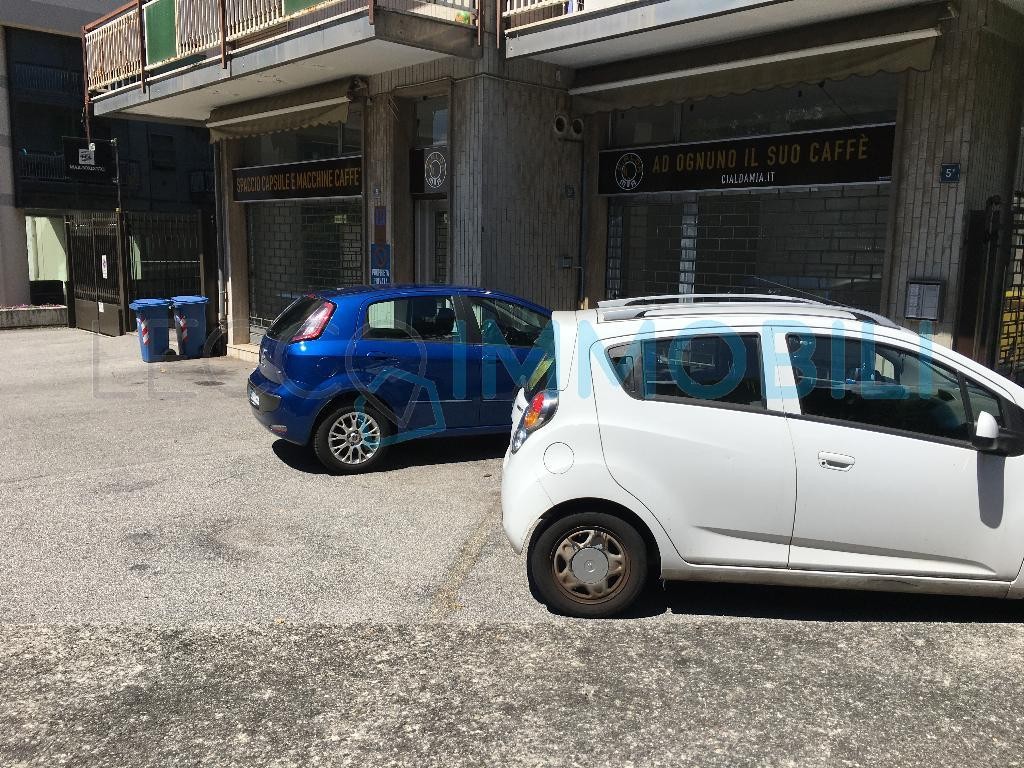 Negozio - Loc.Com. LECCO affitto   corso p.sposi STUDIO LECCO TRE S.R.L.