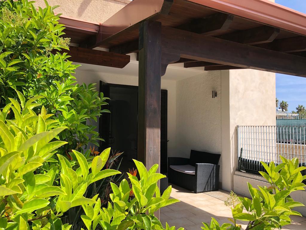 Villa Affiancata - Schiera ITALIA vendita   VIA MASSIMO TROISI PRESTIGE IMMOBILIARE SRLS