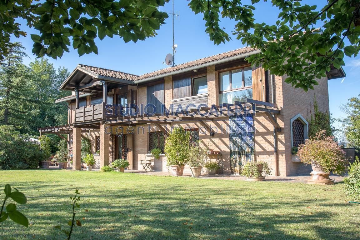 Villa BOLOGNA vendita  COSTA SARAGOZZA  Studio Maccaferri Agenti Immobiliare & C. Sas