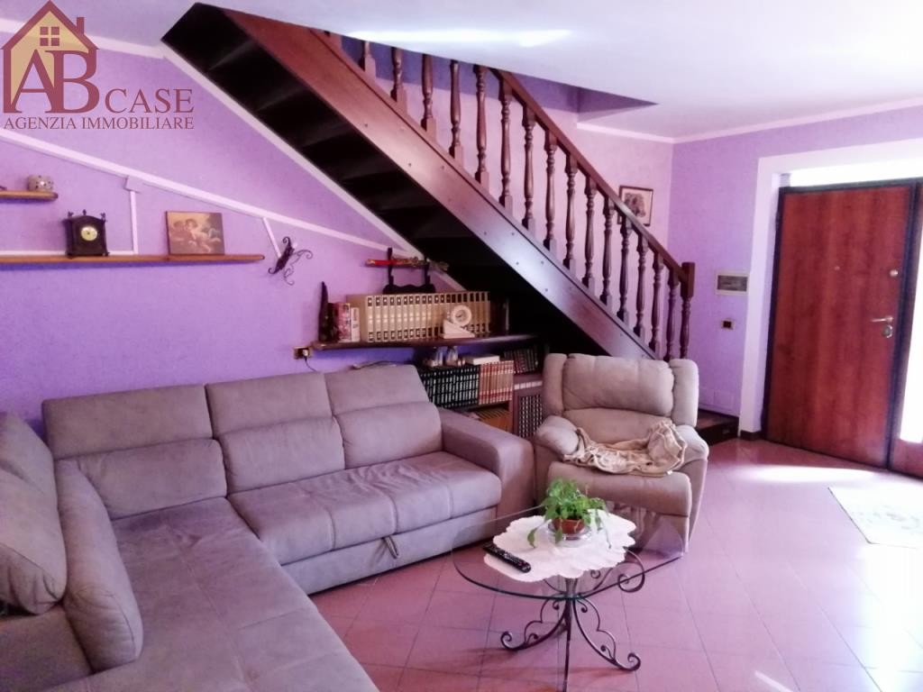 Villa Unifamiliare - Indipendente PARONA vendita    Acquaotta Basilia Maria