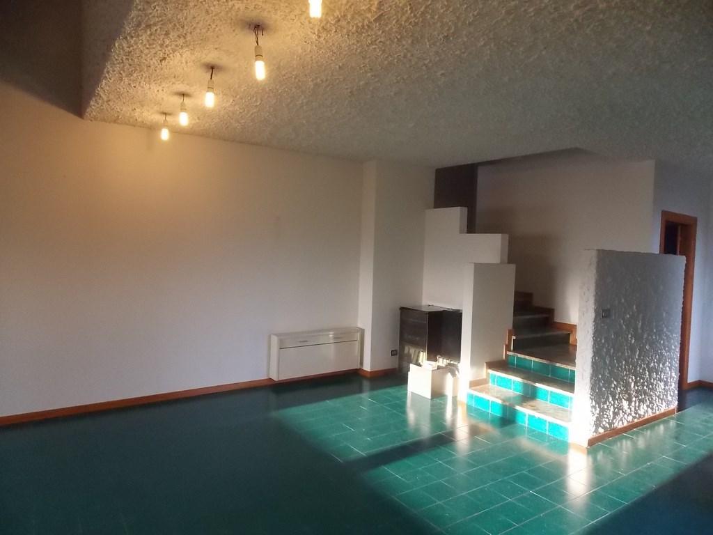 Vendesi prestigiosa villa a Monteprandone (AP)