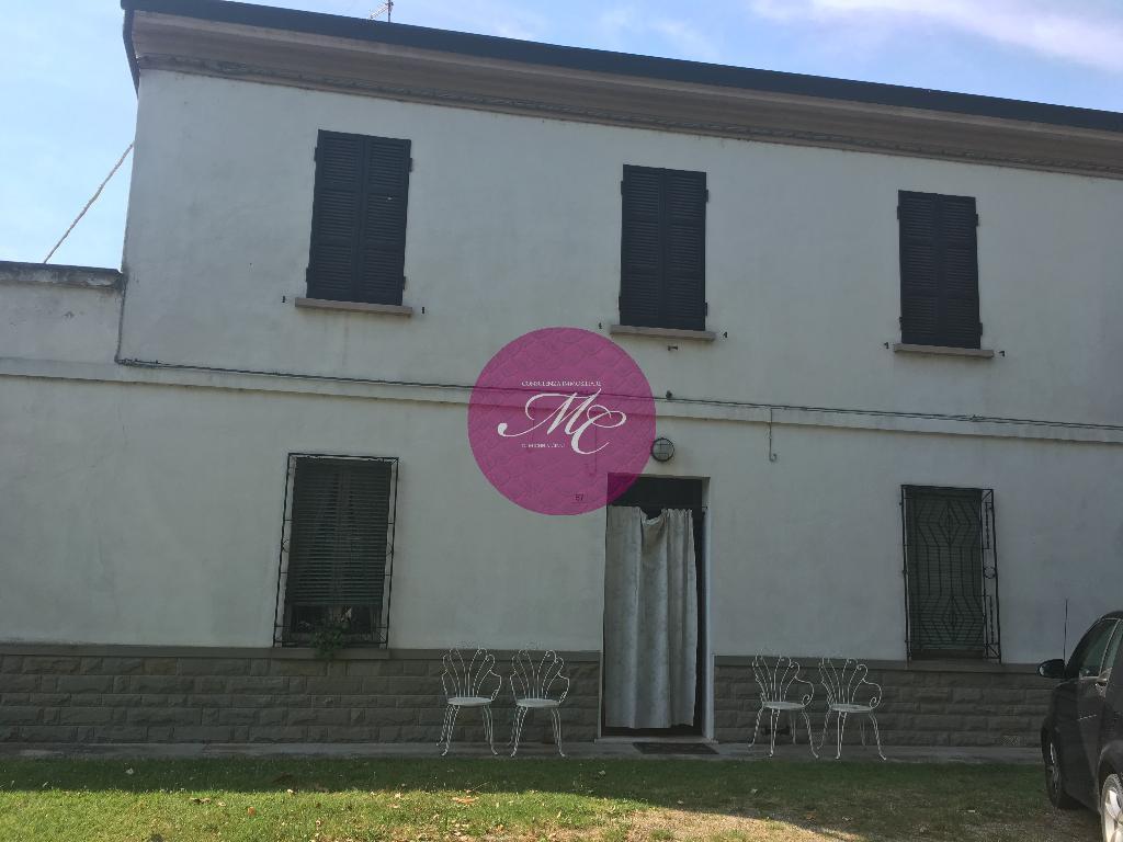 Villa Unifamiliare - Indipendente RAVENNA vendita  PILASTRO via RONCALCECI Agenzia Immobiliare MC & Partners