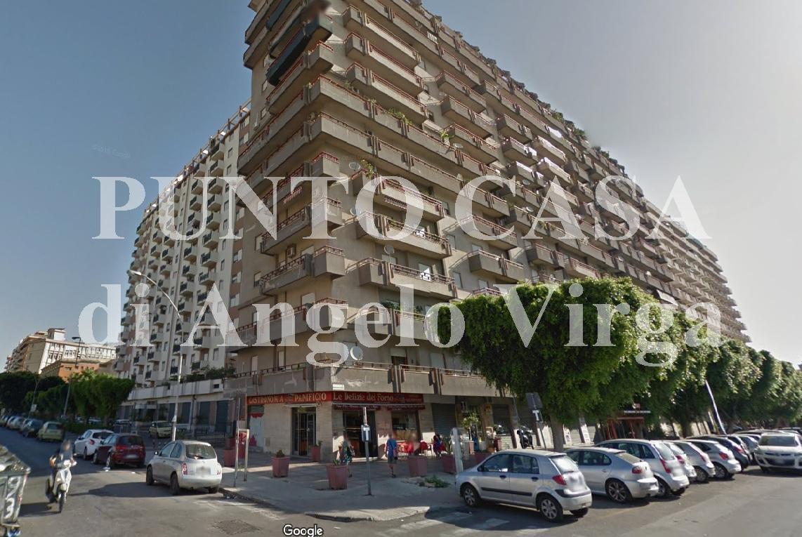 Appartamento PALERMO vendita  AUTONOMIA SICILIANA VIA AUTONOMIA SICILIANA PUNTO CASA VIRGA Srl