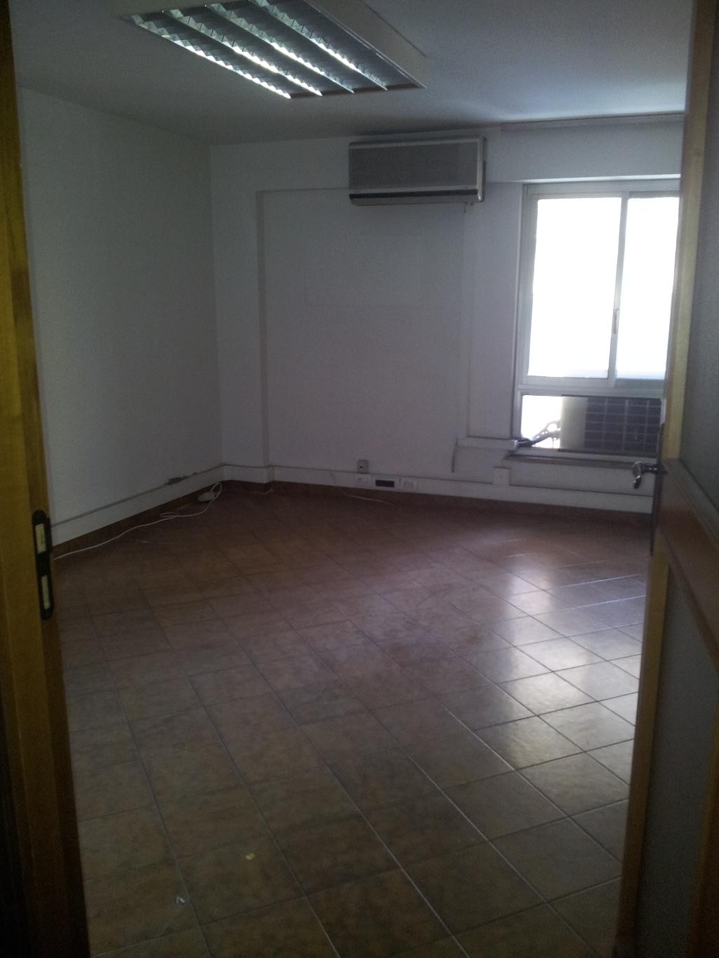 Ufficio - Loc.Com. PALERMO affitto  POLITEAMA  via houel Punto Casa di Claudio Costantino