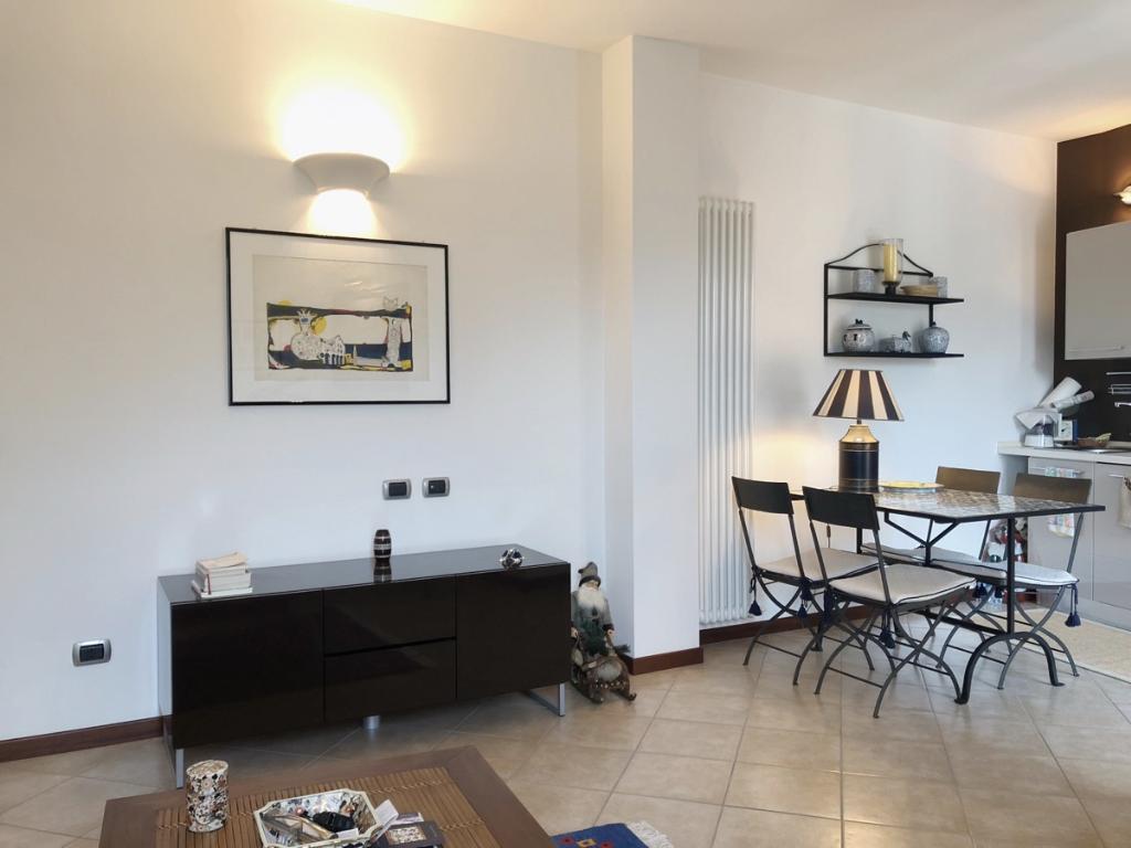  mandello del lario vendita quart:  lisolago servizi immobiliari