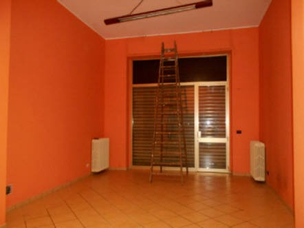  torino affitto quart: barriera di milano bimar-sas-di-rossi-ivano-&-c.