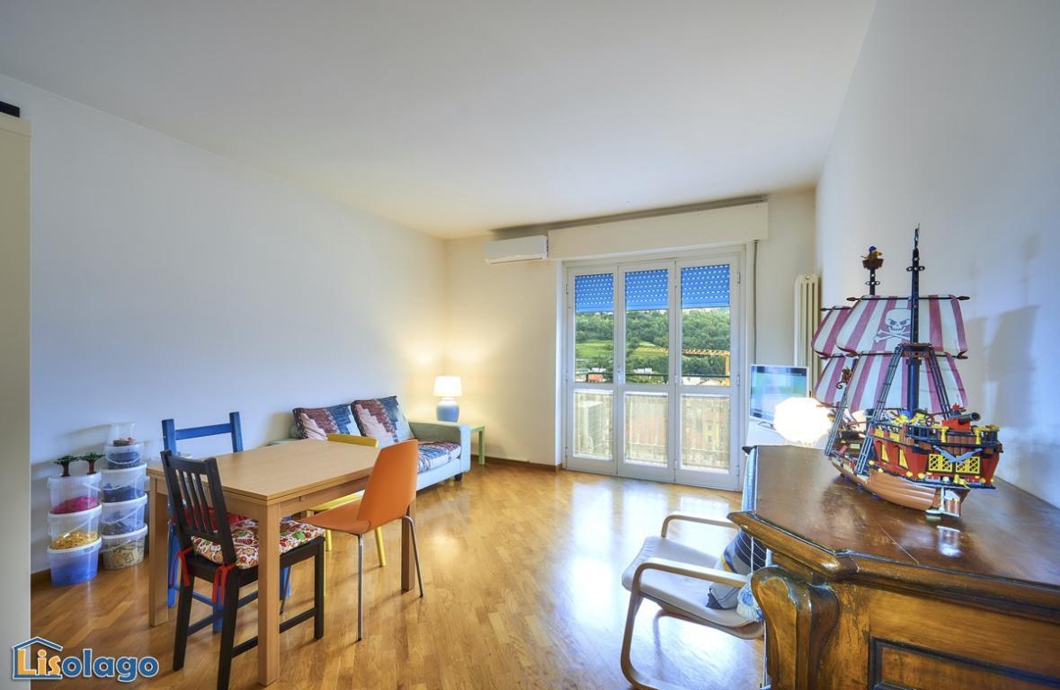 Appartamento MANDELLO DEL LARIO vendita   Via Risorgimento Lisolago Servizi Immobiliari