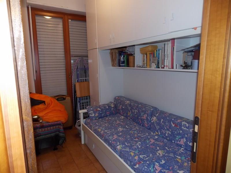Appartamento in vendita a Cupra Marittima in seconda fila mare
