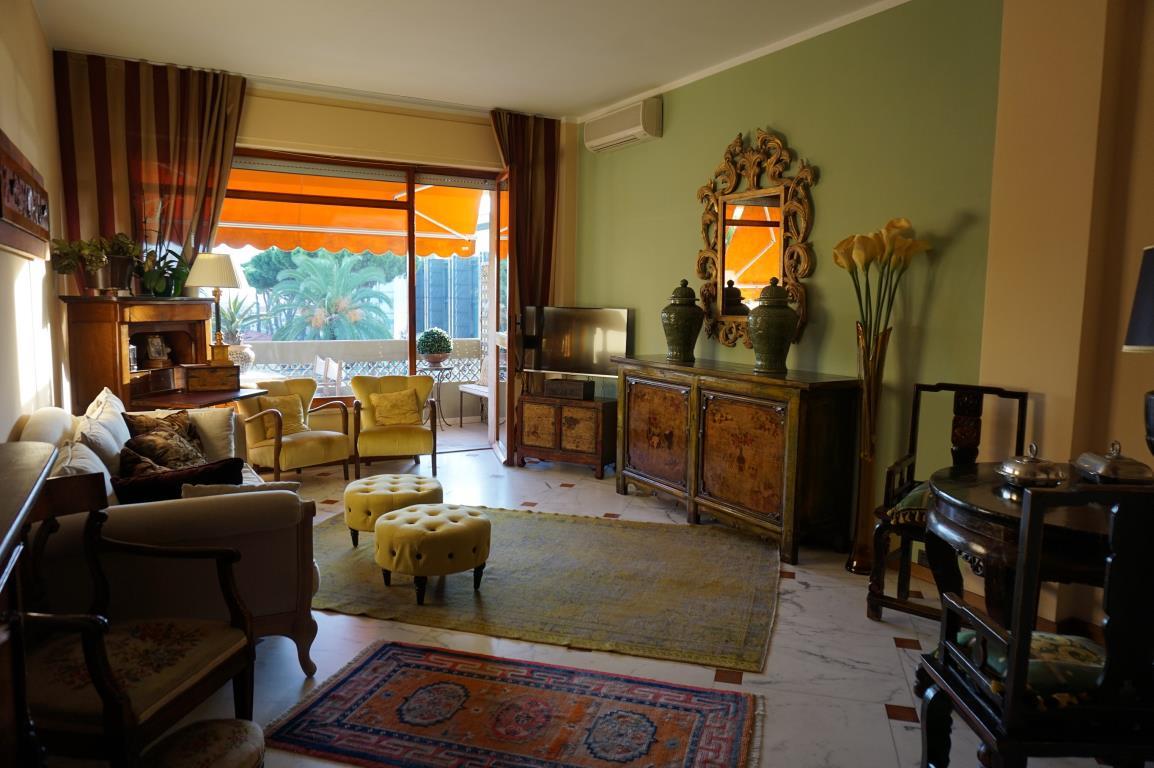  italia vendita quart:  il centro immobiliare snc di stefano santi