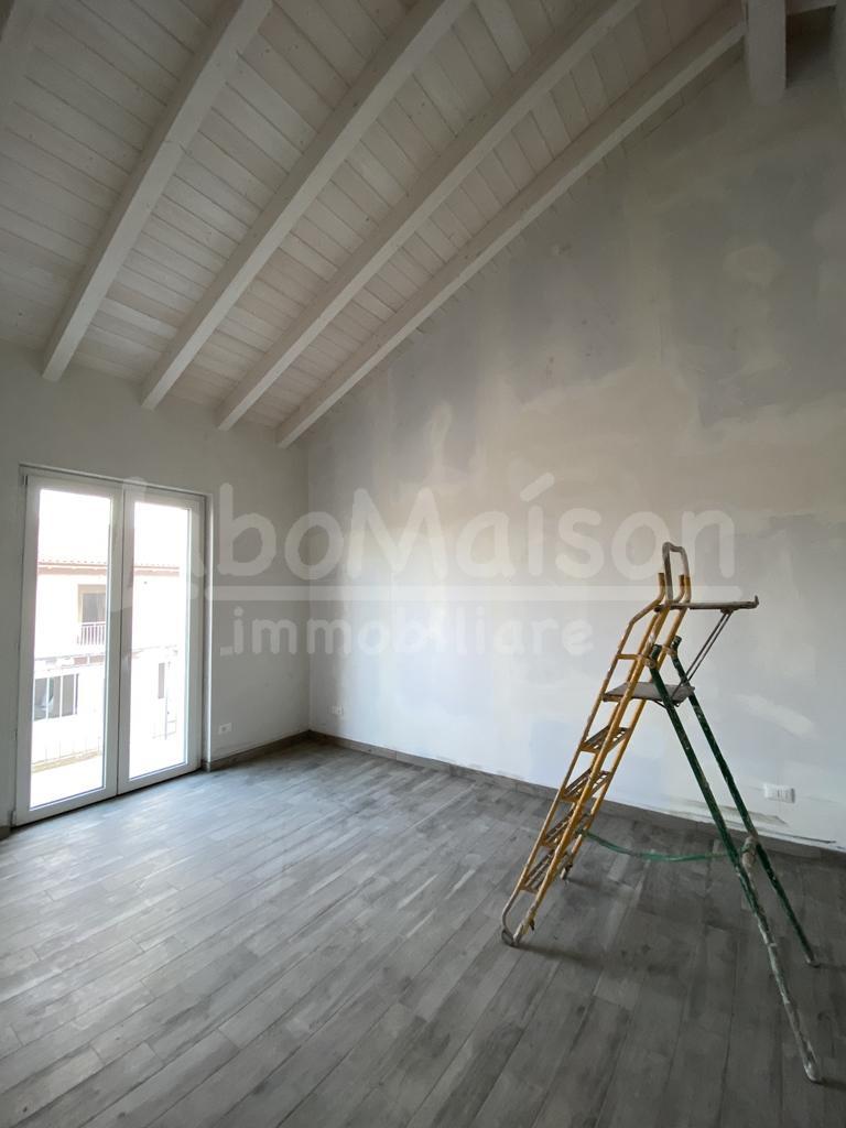 Villa Affiancata - Schiera ISPRA vendita    LaboMaison Immobiliare di Laura Bogni