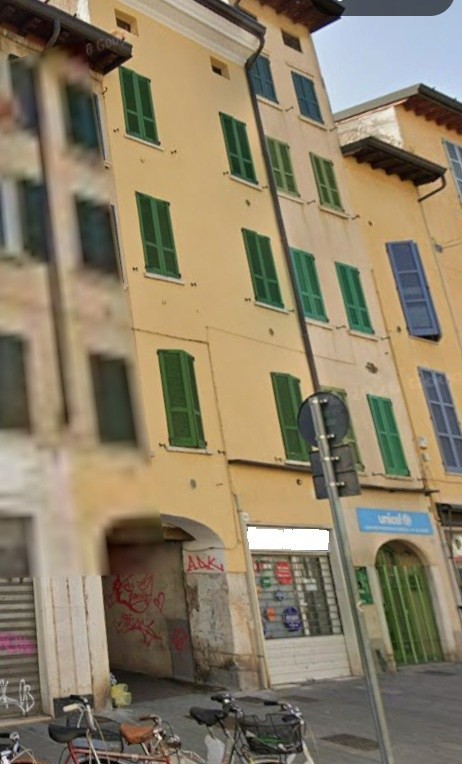 Negozio in Affitto