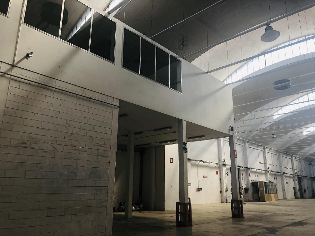 Capannone Commerciale MILANO affitto    DAMA REAL ESTARE SRL