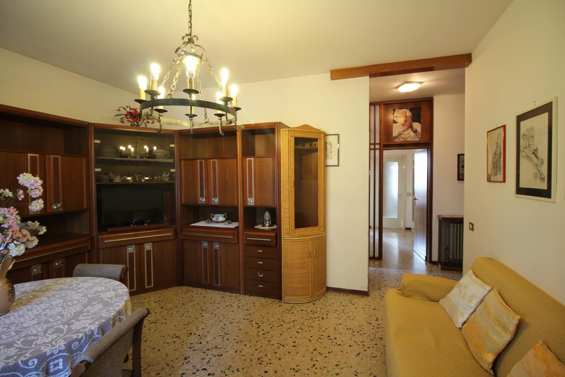 Appartamento LURAGO D