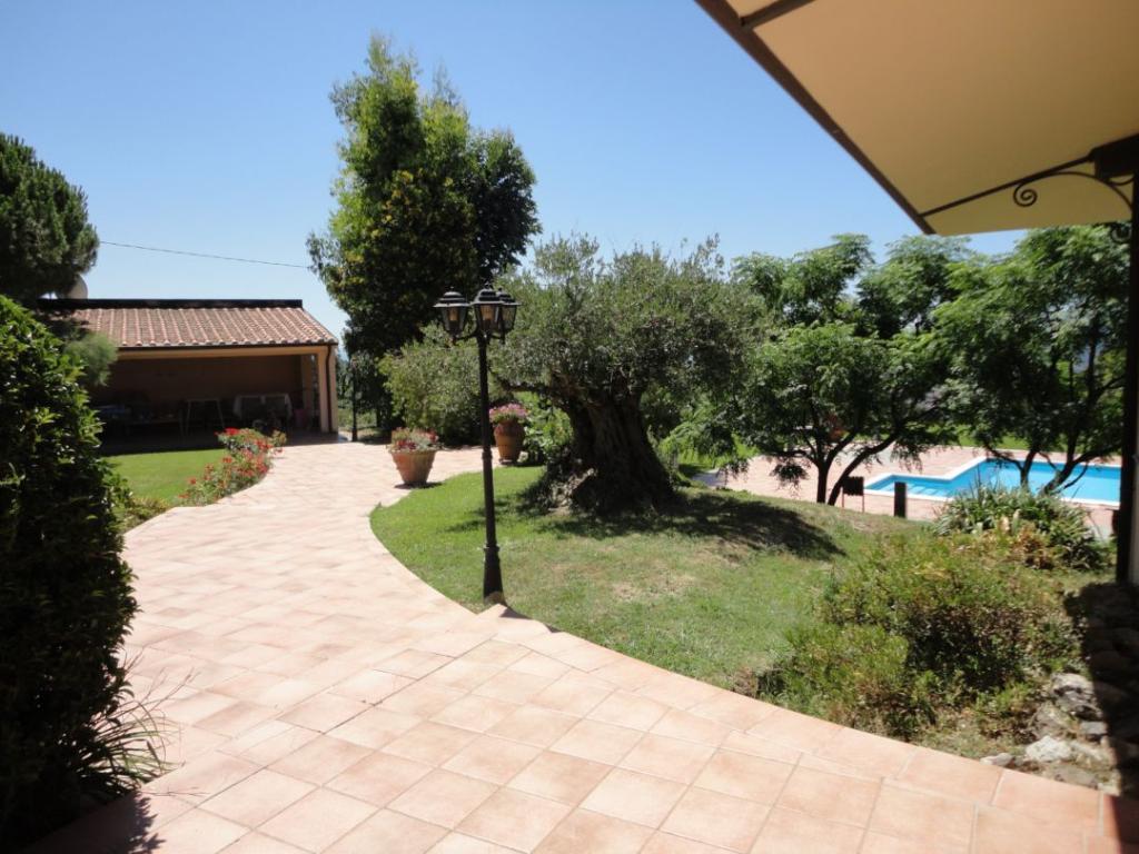 Villa Unifamiliare - Indipendente FOSDINOVO vendita    IL CENTRO IMMOBILIARE snc di Stefano Santi