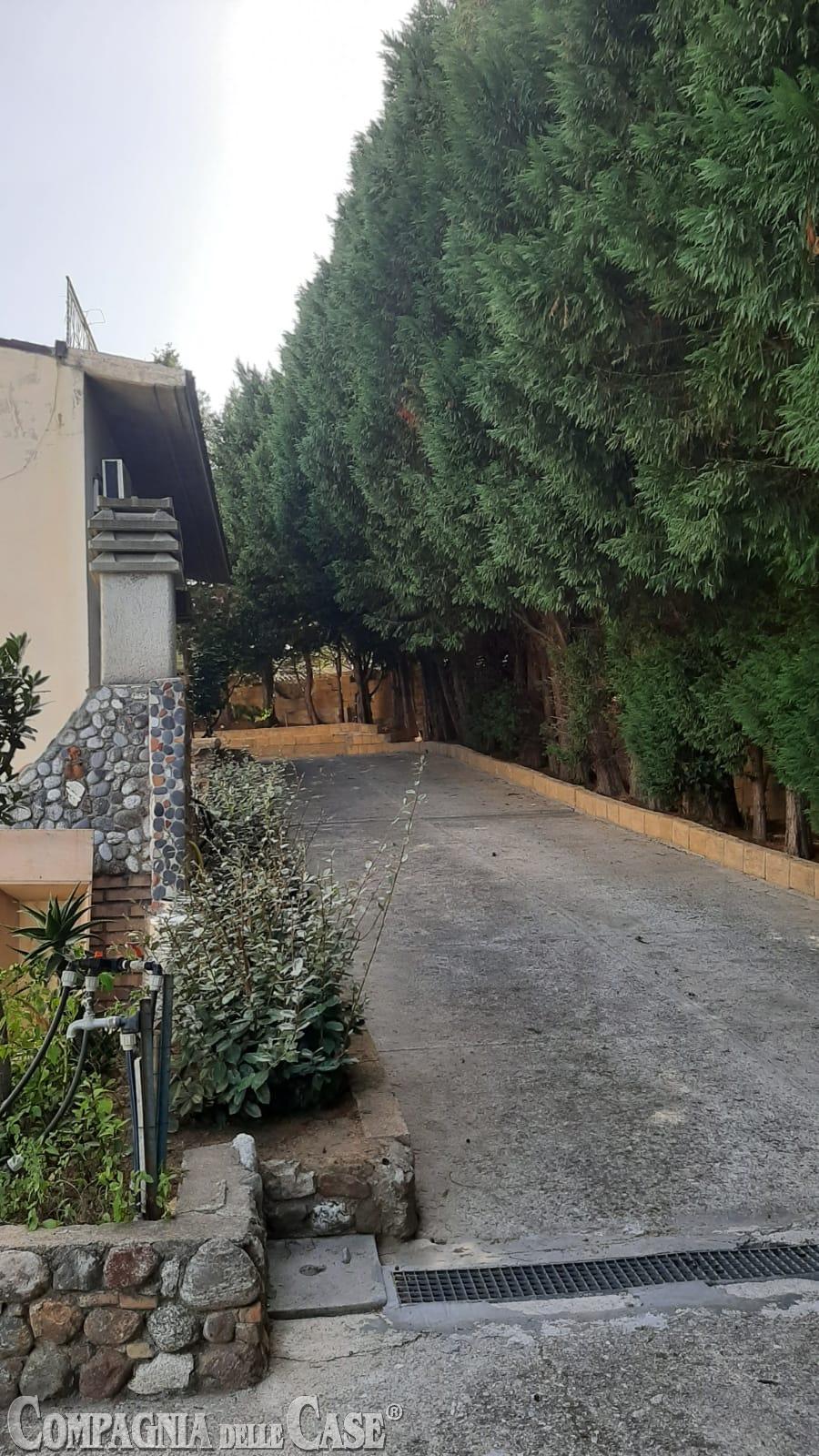 Villa Unifamiliare - Indipendente MONTEPAONE vendita    COMPAGNIA DELLE CASE REAL ESTATE  SRLS