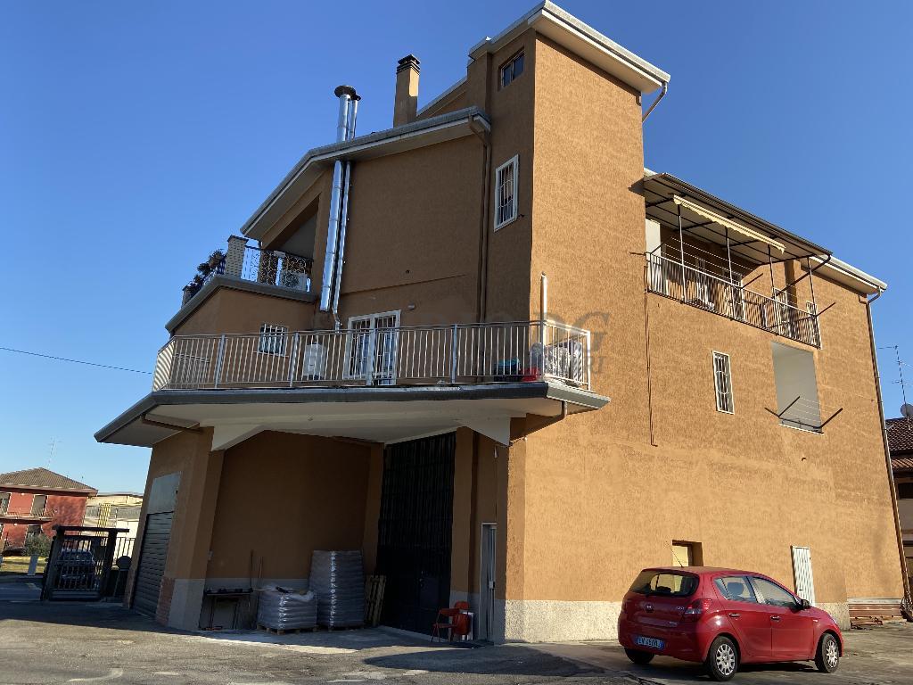  limbiate vendita quart:  studio dg immobiliare limbiate