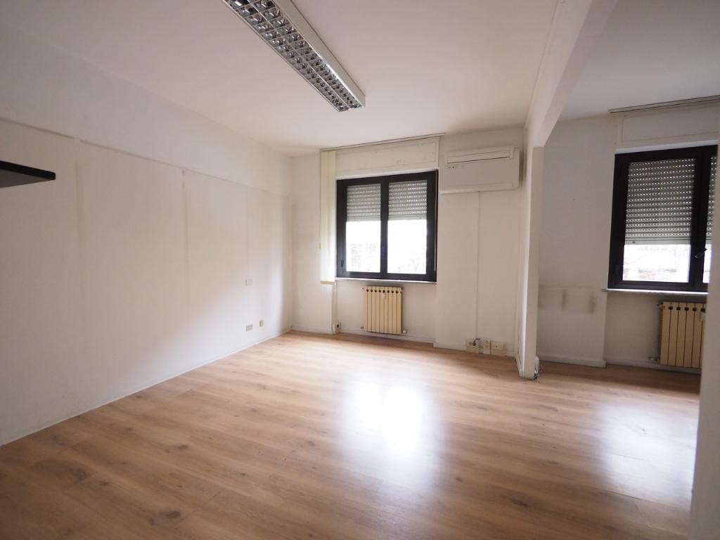  la-spezia affitto quart: migliarina generale-fondiaria-agenzia-migliarina