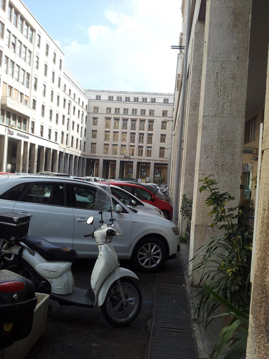 Negozio - Loc.Com. PALERMO vendita  POLITEAMA  Piazzale Ungheria Punto Casa di Claudio Costantino