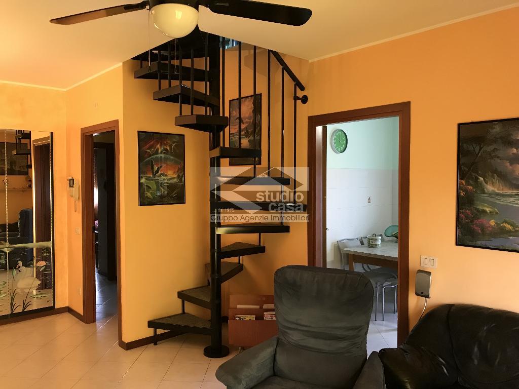  boltiere vendita quart:  studio casa verdello