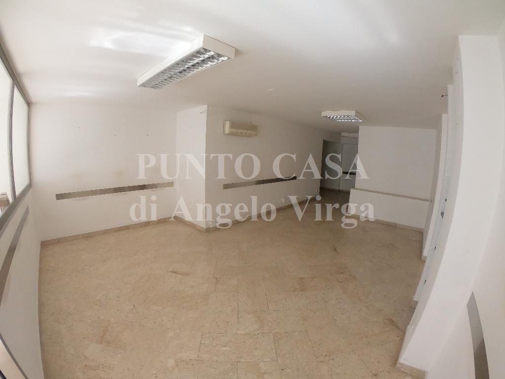 Ufficio - Loc.Com. PALERMO vendita  Centro storico  PUNTO CASA VIRGA Srl