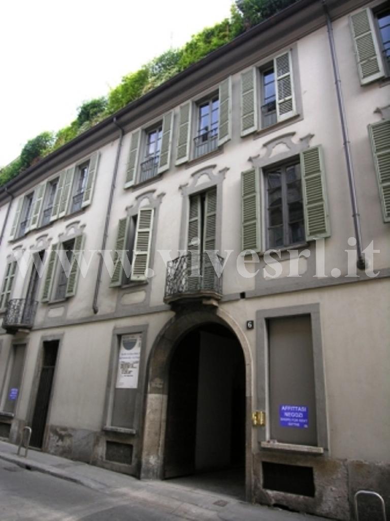  milano affitto quart: montenapoleone vive-srl