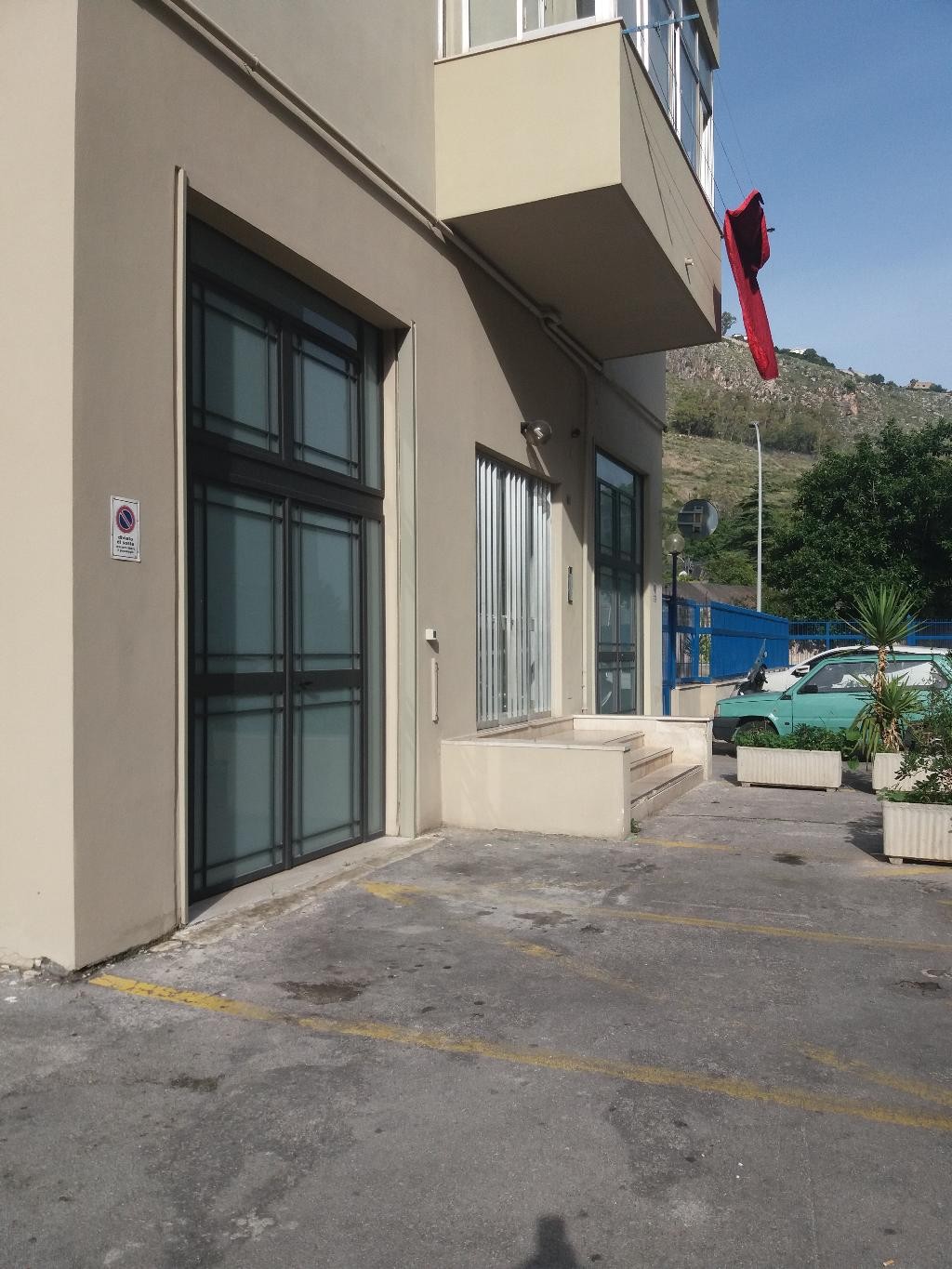 Ufficio - Loc.Com. PALERMO affitto  CALATAFIMI  corso calatafimi Punto Casa di Claudio Costantino