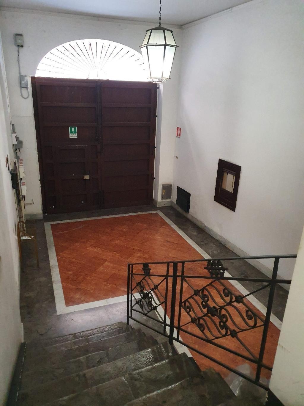 Ufficio - Loc.Com. PALERMO affitto  Centro storico Via Antonio Gagini Punto Casa di Claudio Costantino
