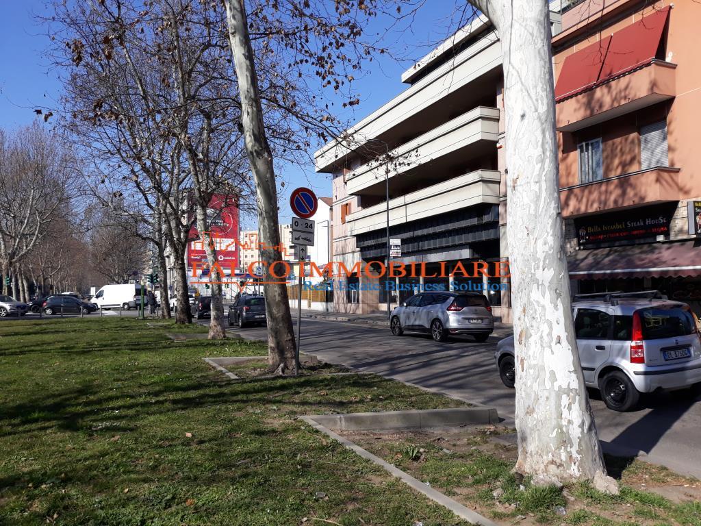 Ufficio - Loc.Com. MILANO affitto   VIALE MARCHE FALCO IMMOBILIARE SRL