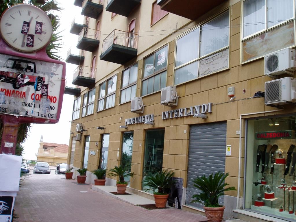 Ufficio - Loc.Com. AGRIGENTO affitto   Via Cesare Battista CANTAVENERA ROSARIO