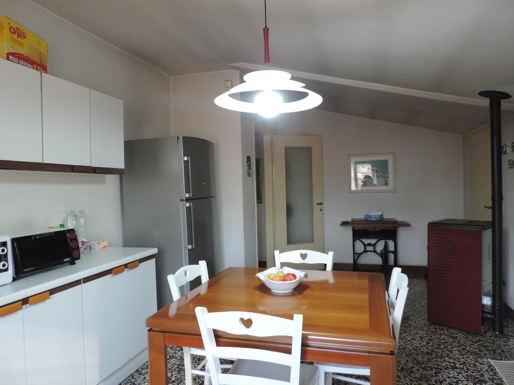 Appartamento CISANO BERGAMASCO vendita    Immobiliare Paola di Corona Paola