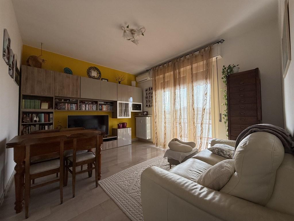 Foto - Appartamento In Vendita Vittuone (mi)