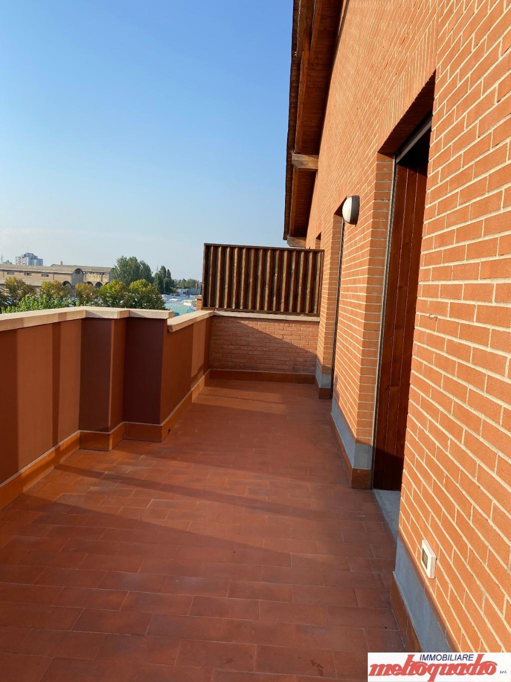  bologna affitto quart: massarenti metroquadro immobiliare srl
