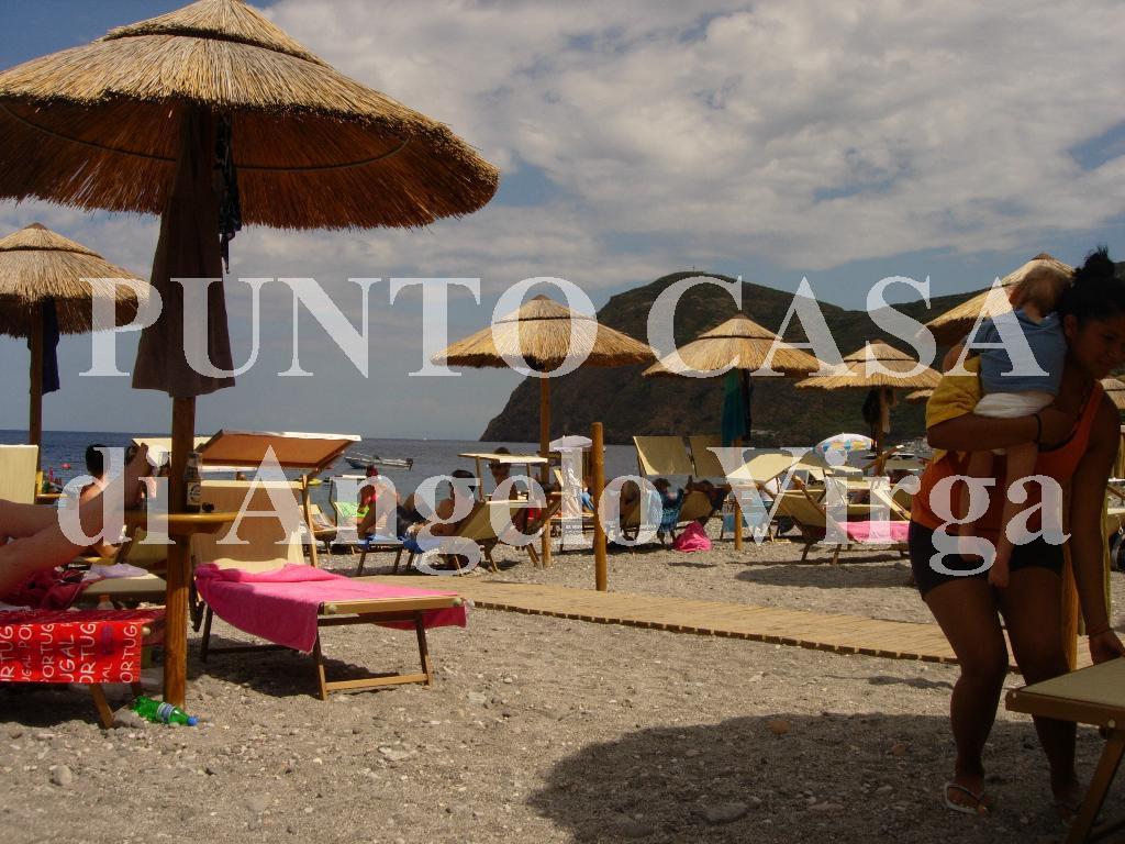  lipari vendita quart:  punto casa virga srl